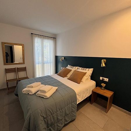 Apartamento Nuevo En El Centro Con Garaje Cadaques Exterior photo