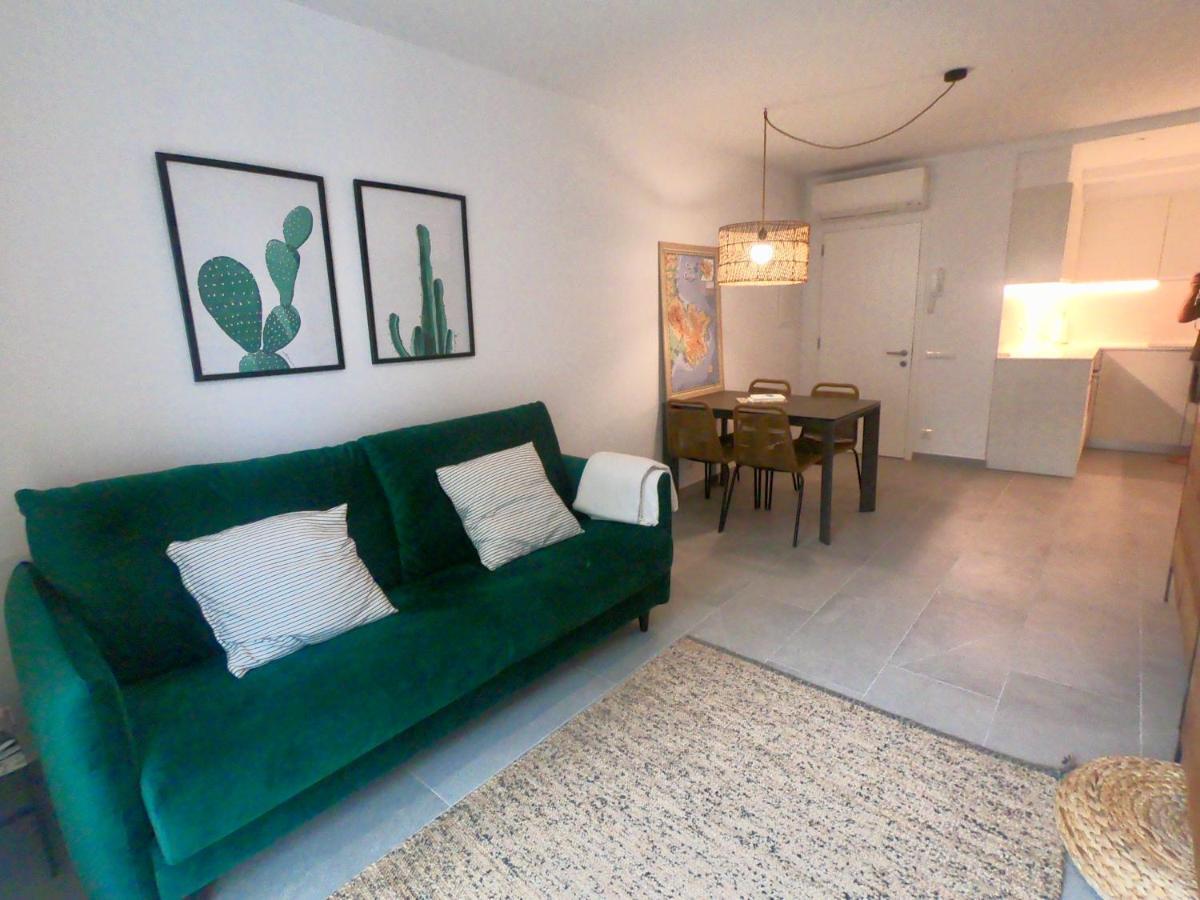 Apartamento Nuevo En El Centro Con Garaje Cadaques Exterior photo