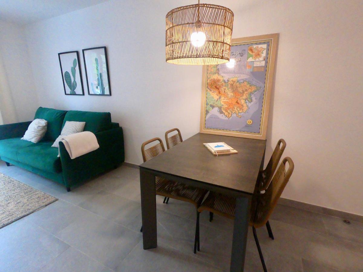 Apartamento Nuevo En El Centro Con Garaje Cadaques Exterior photo