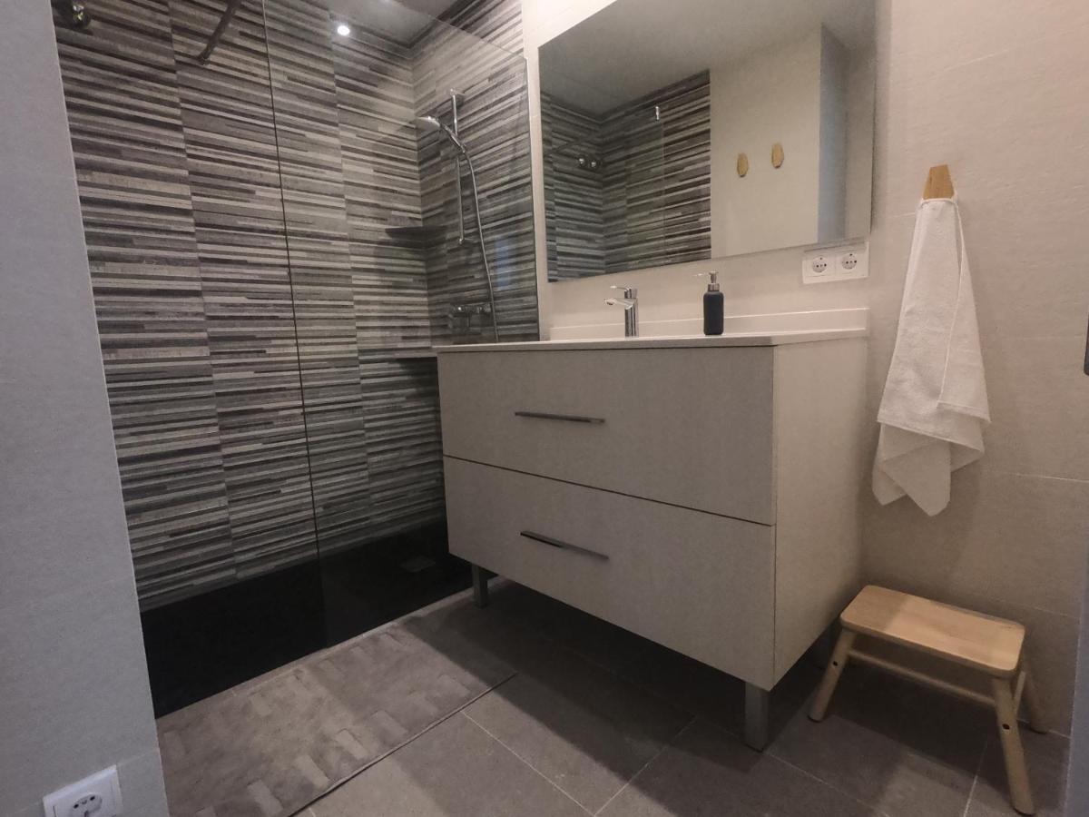 Apartamento Nuevo En El Centro Con Garaje Cadaques Exterior photo